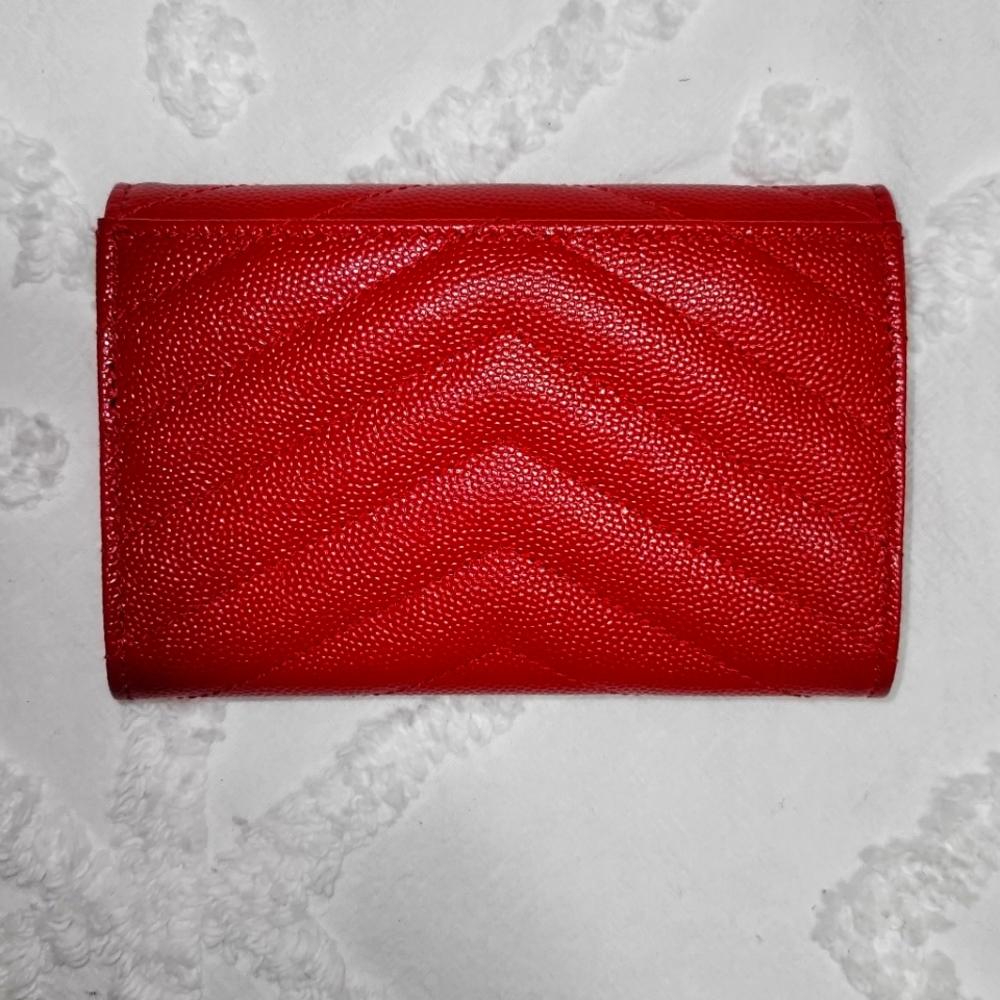 SOLD - AUTHENTIC SAINT LAURENT CASSANDRE SMALL FLAP ENVELOPE WALLET - Picture 3 of 12